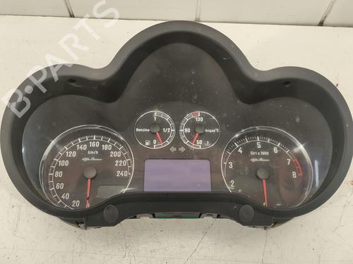 Used Instrument cluster ALFA ROMEO 147 (937_) 1.6 16V T.SPARK ECO (937.AXA1A, 937.BXA1A) (105 hp) 8536085