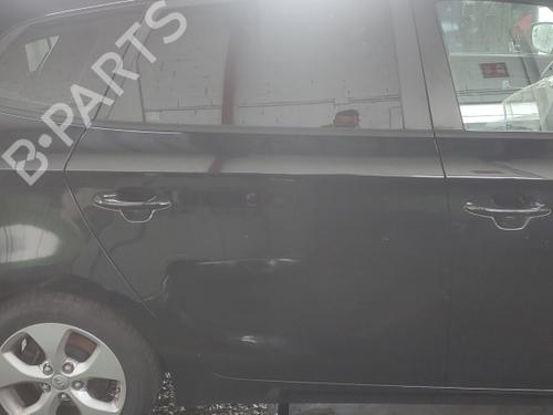 right-rear-door-kia-carens-iv-17-crdi-2013-16936298 main image