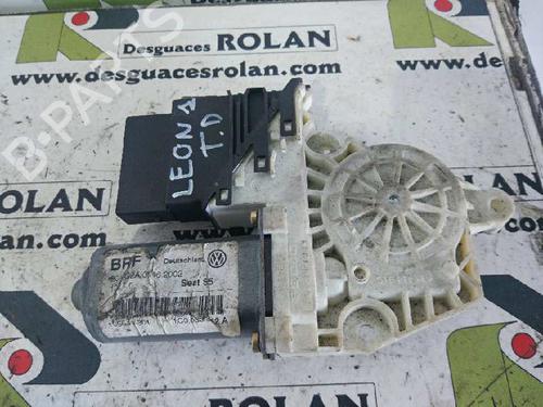Used Right rear window motor SEAT LEON (1M1) [1999-2006]  4053687
