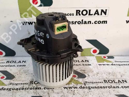 Used Heater blower motor DACIA SANDERO II 1.5 dCi 75 / Blue dCi 75 (B8JW, B8M4, B8AH, B8M7, B8M6) (75 hp) 5215046