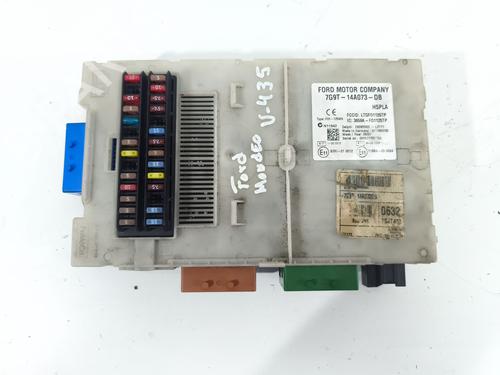 Used Fuse box Fuse box 39170039 39170039