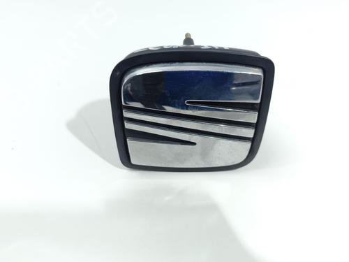Used Tailgate handle Tailgate handle SEAT LEON (1M1) 1.9 TDI (110 hp) 35992580 35992580