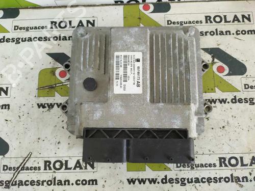 Used Engine control unit (ECU) SUZUKI SWIFT III (MZ, EZ) [2005-2025]  4057016