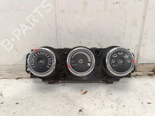 Used Climate control MITSUBISHI OUTLANDER II (CW_W) 2.2 DI-D 4WD (177 hp) 10372421