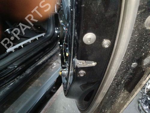 Høyre foran lås AUDI A3 Limousine (8VS, 8VM) 2.0 TDI (150 hp) 30589831