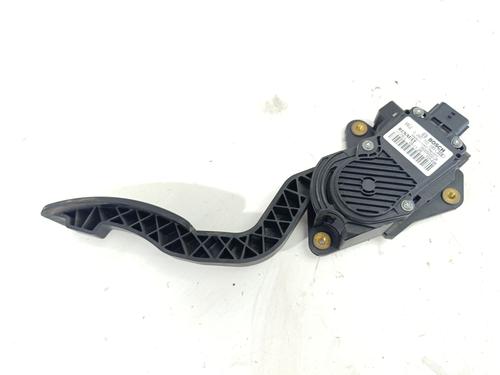 pedal-renault-laguna-iii-bt01-2007-2008-2009-2010-2011-2012-2013-2014-2015-40158041 main image
