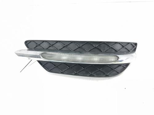 right-front-fog-light-mercedes-benz-c-class-coupe-c204-2011-33434550 main image