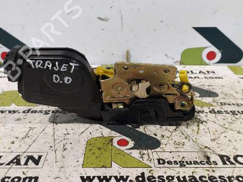 Used Front right lock HYUNDAI TRAJET (FO) [1999-2008]  8873106