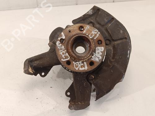 Used Left front steering knuckle VW BORA I (1J2) 1.6 16V (105 hp) 15611983