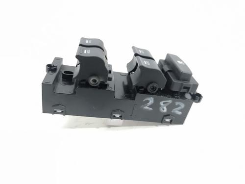 Left front window switch HYUNDAI i40 I (VF) 1.7 CRDI | BP32867373I27 - Image 3