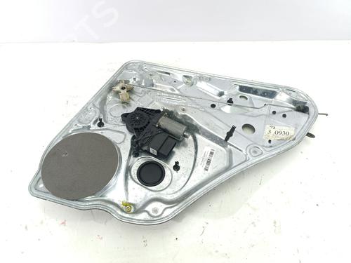 Rudehejsemekanisme Højre bagtil VW PASSAT B5 (3B2) 1.9 TDI (110 hp) 31039807