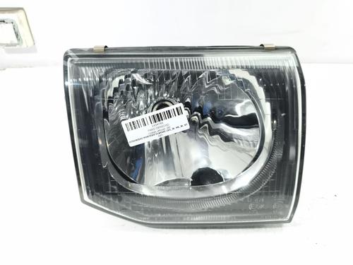 Used Right headlight Right headlight MITSUBISHI PAJERO CLASSIC (V2_W, V6_W, V7_W) 2.5 TD (V24W) (115 hp) 35992611 35992611