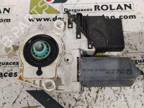 Right rear window motor SEAT LEON (1M1)  | BP5653746E22 