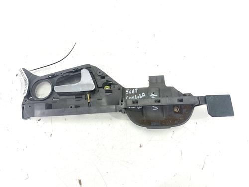 Used Front right interior door handle SEAT CORDOBA (6K1, 6K2) [1993-2002]  30744540