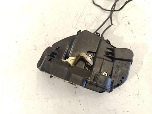 Rear right lock MERCEDES-BENZ C-CLASS (W203) C 200 Kompressor (203.045) | BP27505331C99