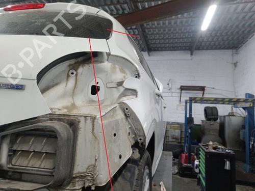 Guarda-lamas trás direito PEUGEOT 208 I (CA_, CC_) | BP30808906C44