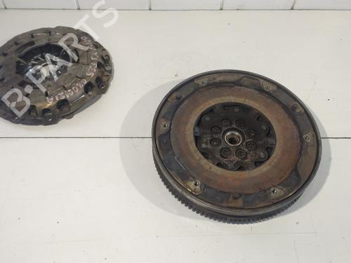 BP25803048O1 main image