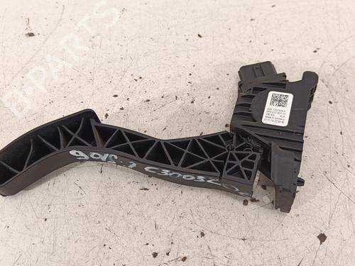 Used Pedal VW GOLF VII (5G1, BQ1, BE1, BE2) 1.2 TSI (110 hp) 11770375