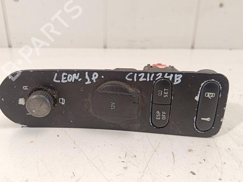 Used Switch SEAT LEON (1P1) 2.0 TDI 16V (140 hp) 21559980