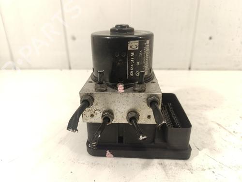 Used ABS pump VW TOURAN (1T1, 1T2) 1.9 TDI (105 hp) 30006177