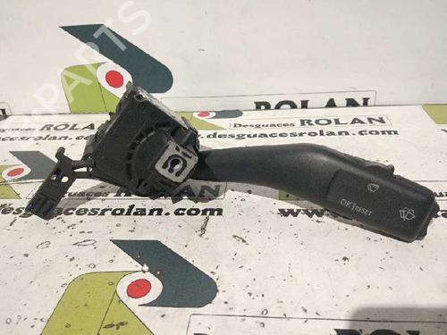 Used Steering column stalk SKODA OCTAVIA II (1Z3) 2.0 TDI 16V (140 hp) 4055547