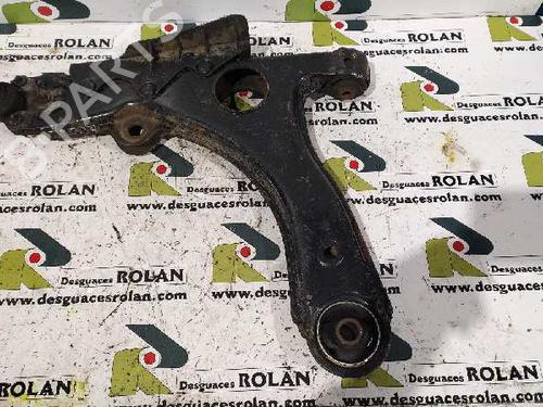 Used Left front suspension arm VW PASSAT B3/B4 (3A2, 35I) [1988-1997]  5233989