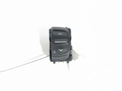 Used Left front window switch Left front window switch DACIA SANDERO II [2012-2026] 34449429 34449429