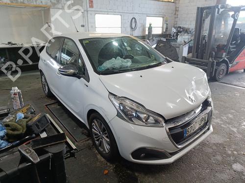 Guarda-lamas trás direito PEUGEOT 208 I (CA_, CC_) | BP30808906C44