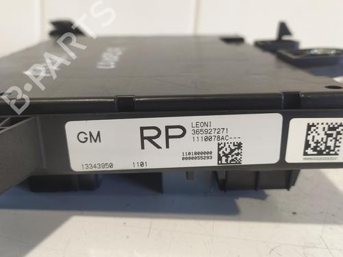 Fuse box OPEL ASTRA J (P10) 2.0 CDTI (68) | BP8140396E1 
