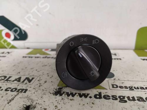 Used Headlight switch VW GOLF IV (1J1) [1997-2008]  4057414