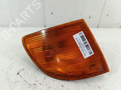 Used Right front indicator MERCEDES-BENZ VITO Bus (W638) 108 CDI 2.2 (638.194) (82 hp) 27926779