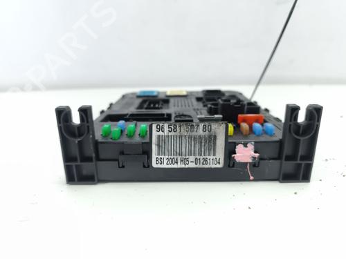 Fuse box CITROËN C4 I (LC_) 1.6 HDi | BP38064943E1 - Image 3