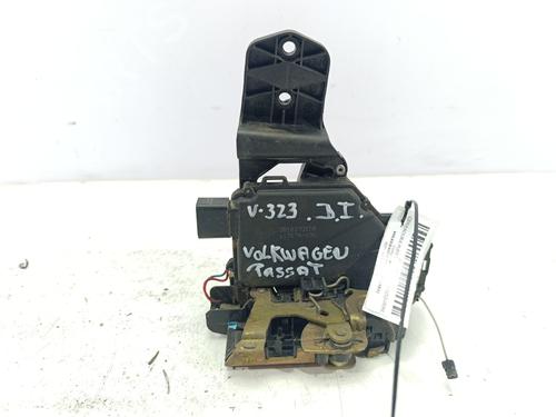 Used Front left lock VW PASSAT B5 (3B2) 1.9 TDI (110 hp) 31651999