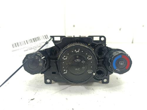Used Climate control FORD FIESTA VI (CB1, CCN) 1.5 TDCi (75 hp) 30169483