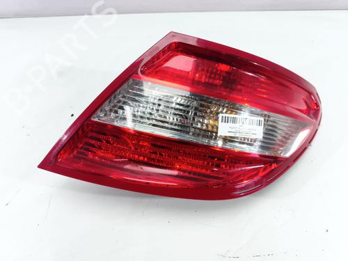 Højre baglygte Højre baglygte MERCEDES-BENZ C-CLASS (W204) C 220 CDI (204.008) (170 hp) 39880664 39880664