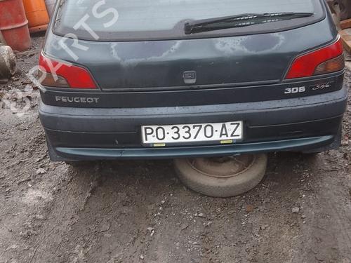 Right front shock absorber PEUGEOT 306 Hatchback (7A, 7C, N3, N5) 1.4 | BP24450679M17