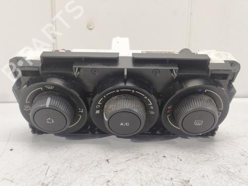 Used Climate control PEUGEOT 308 I (4A_, 4C_) 1.6 HDi (90 hp) 8368801