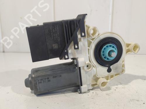 Rudehejsemotor bagstkærm højre SEAT LEON (1P1) 2.0 TDI 16V | BP7663155E22 
