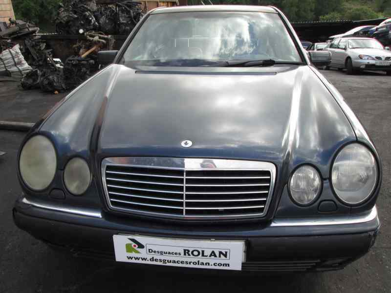 Right Taillight Mercedes Benz E Class W210 E 420 210 072 Interior B Parts Right Taillight Mercedes Benz E Class W210 E 420 210 072 Interior B Parts