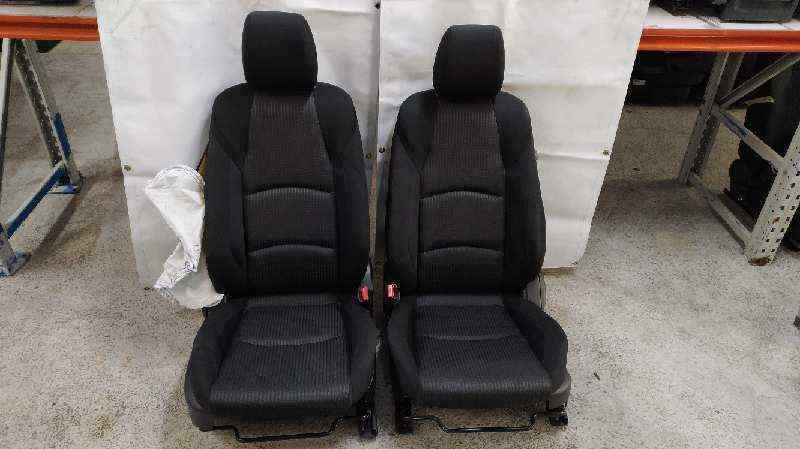 mazdaspeed 3 seats