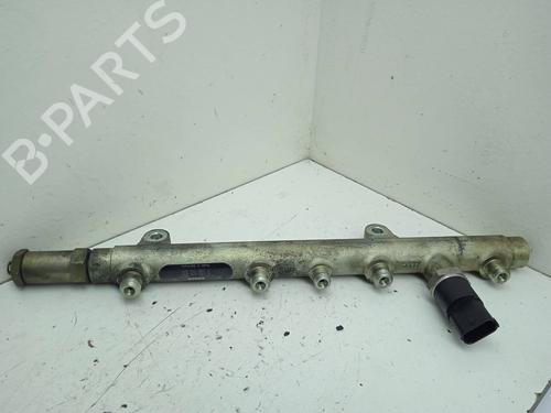 Used Injection rail RENAULT LAGUNA II (BG0/1_) 1.6 16V (BG0A, BG0L) (107 hp) 4297700