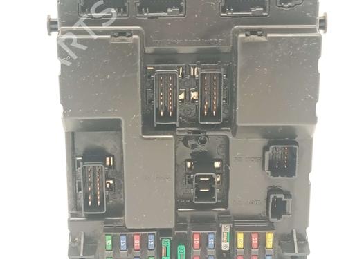 Fuse box PEUGEOT 307 (3A/C) | BP31616942E1