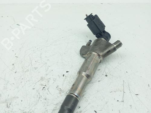 Used Injector RENAULT MASTER III Van (FV) 2.3 dCi 150 FWD (FV0F, FV03, FV09) (150 hp) 31620249