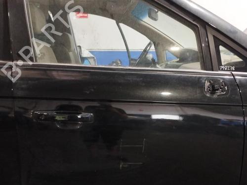 Used Right front door SSANGYONG RODIUS I 2.7 Xdi (165 hp) 19658337