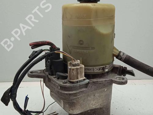 Used Steering pump FORD FOCUS II (DA_, HCP, DP) 1.6 TDCi (109 hp) 15896059