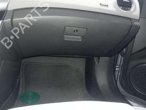 Used Glove box CHEVROLET CRUZE (J300) [2009-2026]  22697865