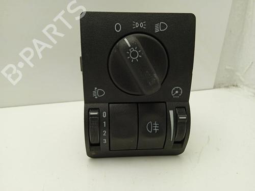 Used Headlight switch OPEL ASTRA G Hatchback (T98) [1998-2009]  4253978