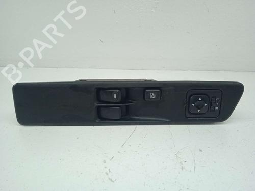 Used Left front window switch MITSUBISHI PAJERO PININ I (H6_W, H7_W) 1.8 (H76W, H66W) (114 hp) 24128754