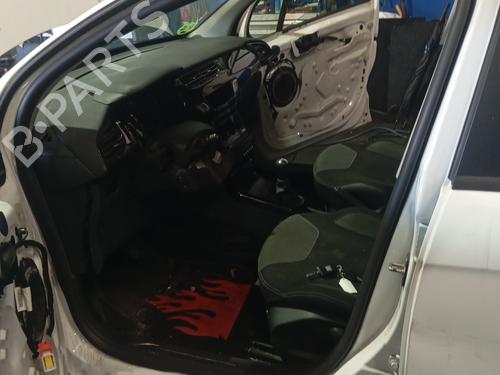 Used Rubber door seal CITROËN C3 II (SC_) [2009-2026]  17897105