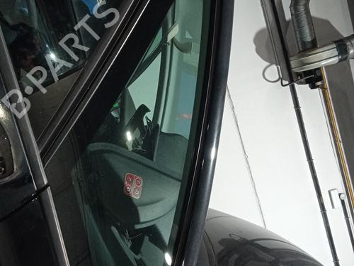 Used Front right quarter glass CITROËN C4 Picasso I MPV (UD_) 1.6 HDi (109 hp) 16379962